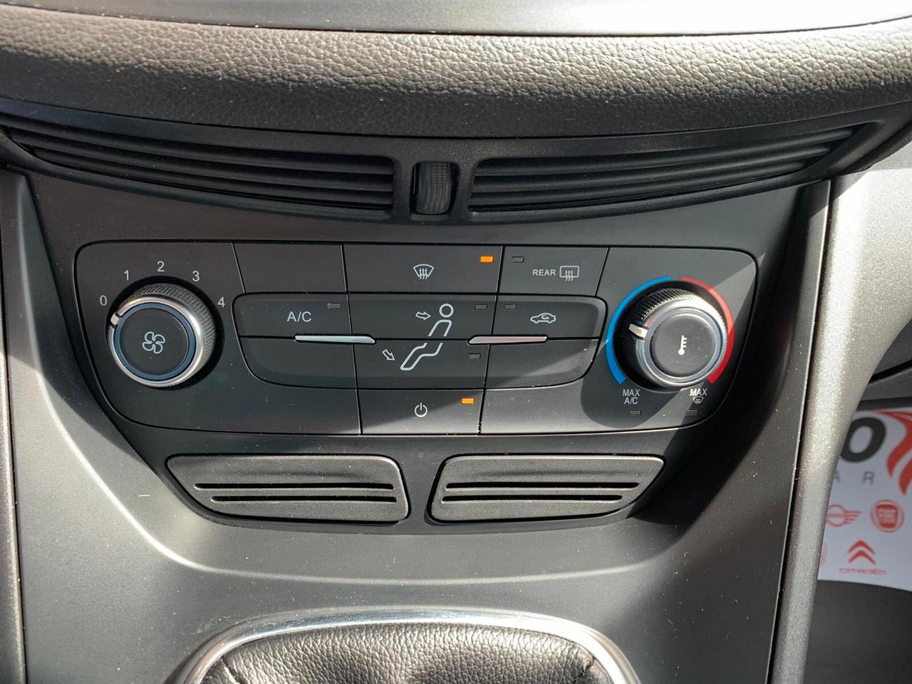 Ford C-Max 1.6 120CV GPL Titanium