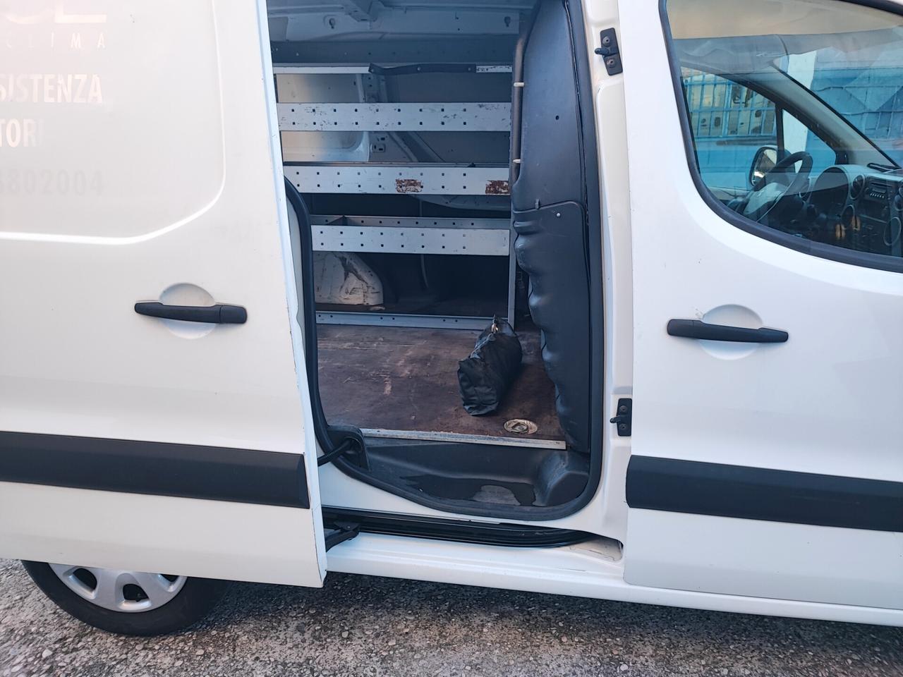 Peugeot Partner 3 Posti Euro 6 IVA COMPRESA