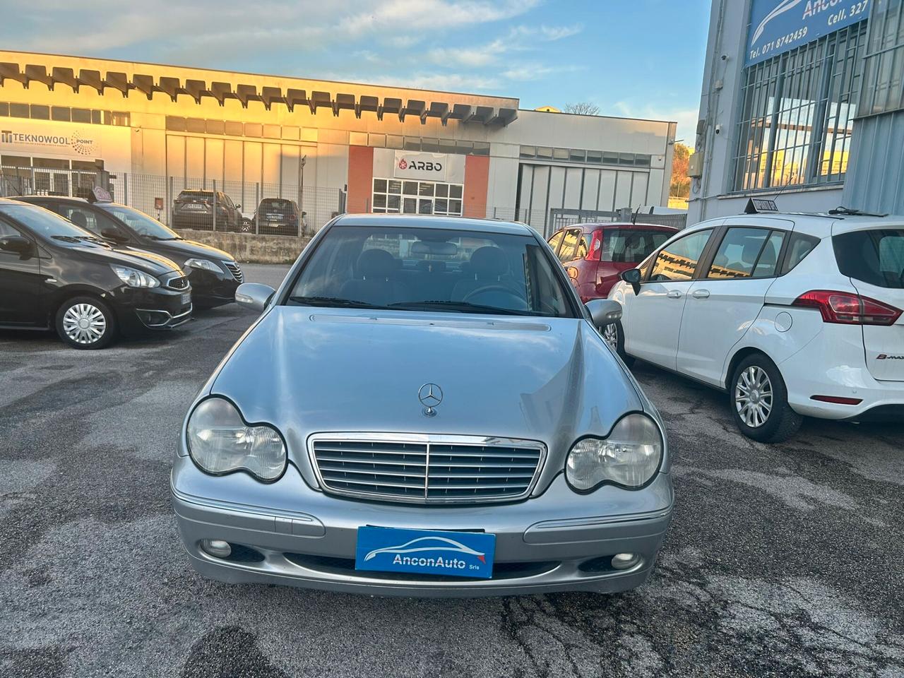 Mercedes-benz C 180 2.0 metano ASI 2001