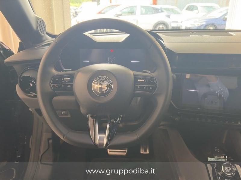 Alfa Romeo Junior 1.2 ibrida Speciale 145cv edct6