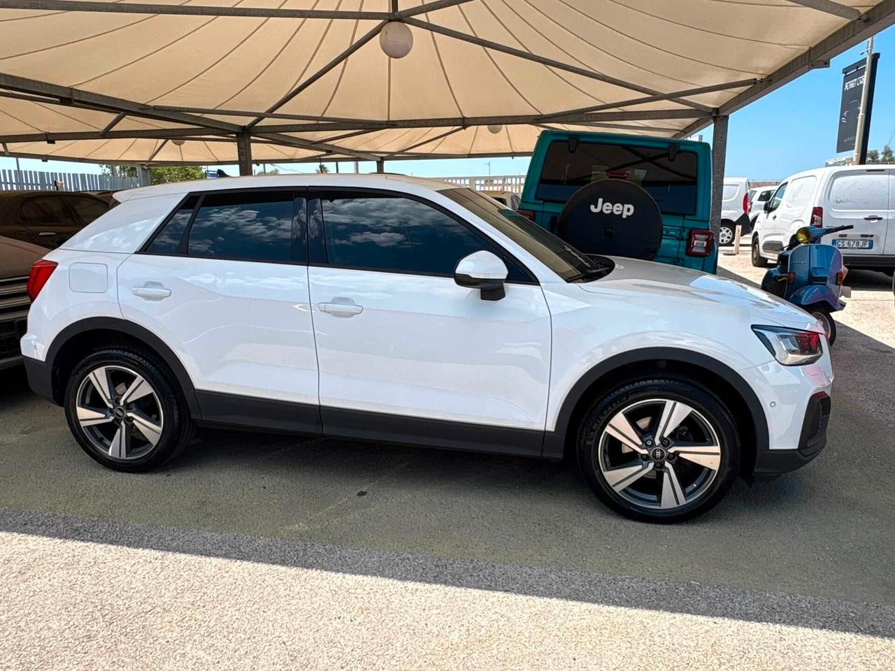 Audi Q2 30 TDI S tronic Business Advanced