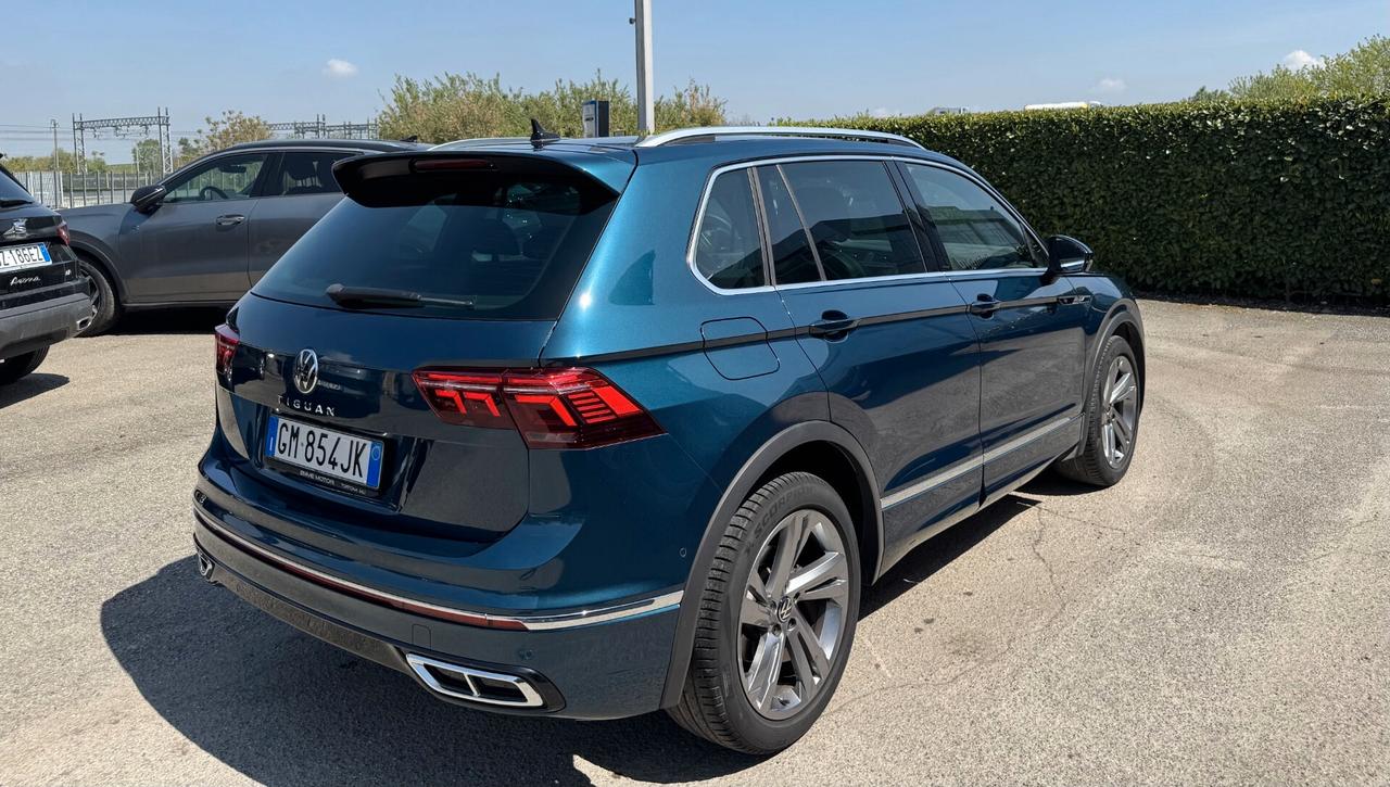 Volkswagen Tiguan 1.5 tsi R-Line 150cv dsg / NO VINCOLI / MATRIX