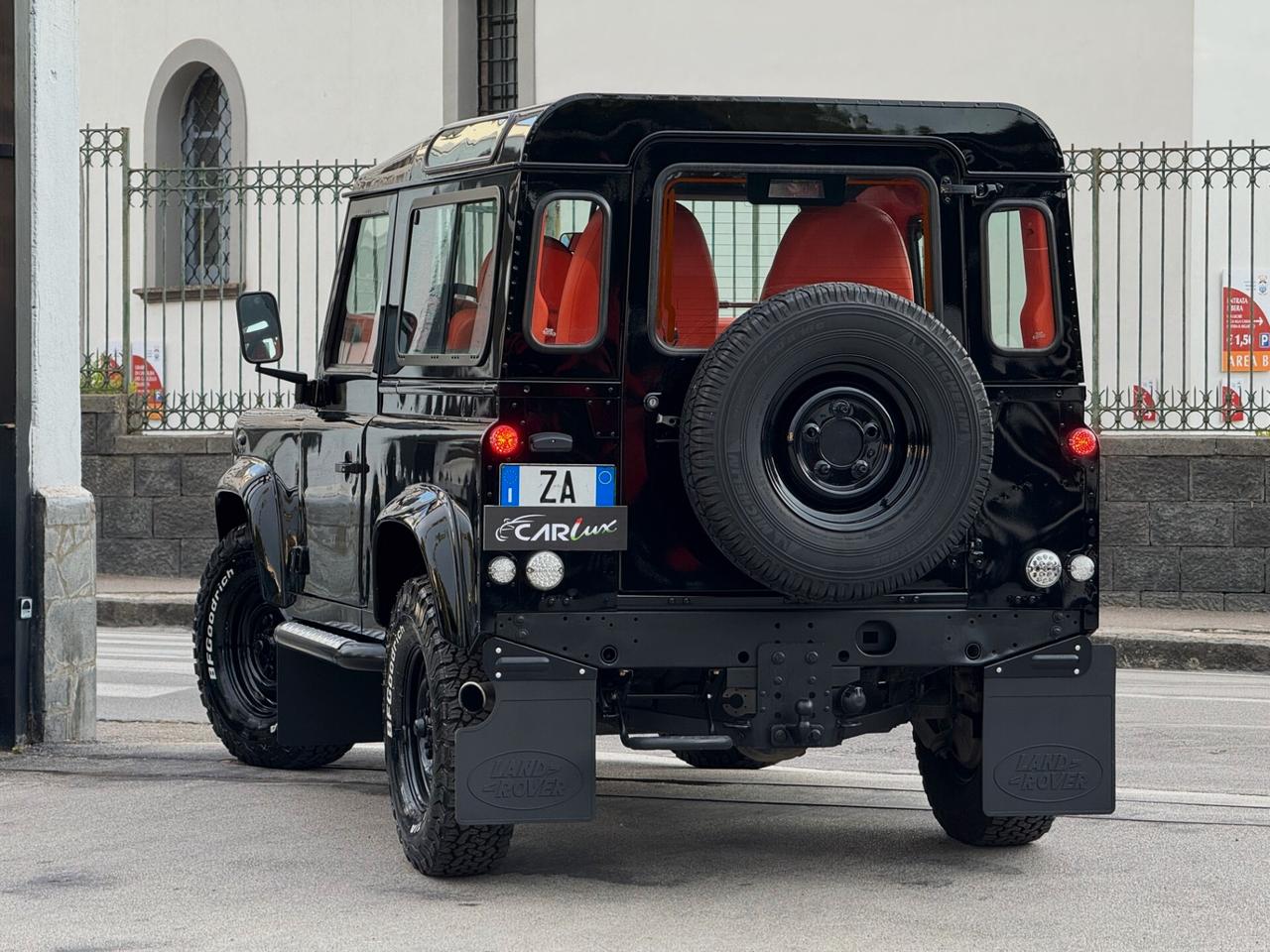 Land Rover Defender 90 2.2 TD4 CUSTOMIZZATA N1