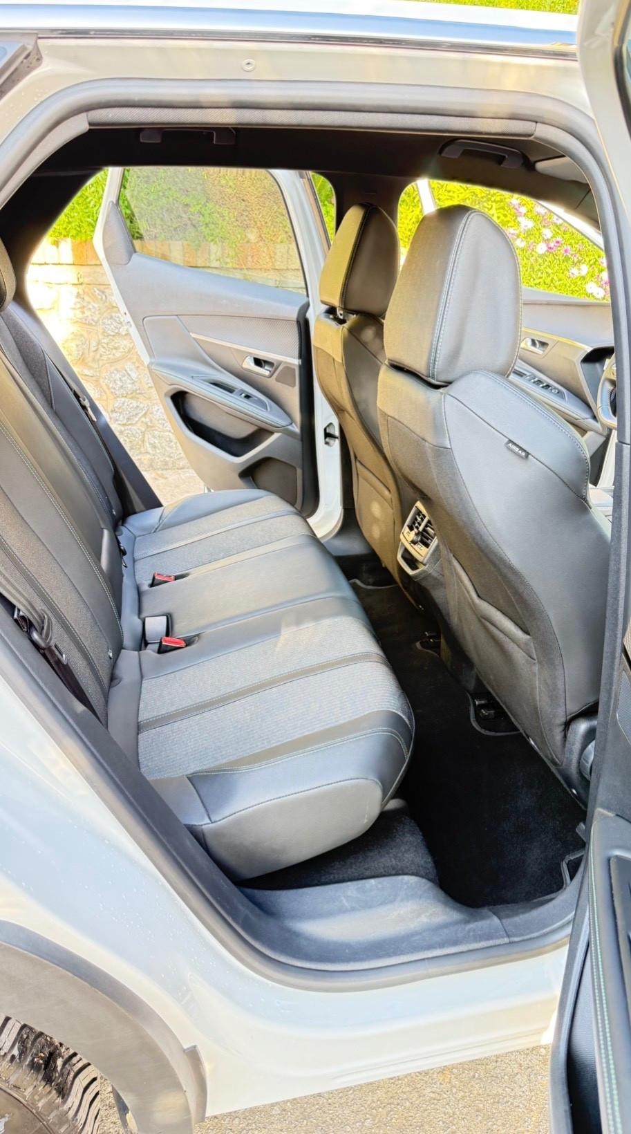 Peugeot 3008 BlueHDi 130 S&S EAT8 Allure Pack