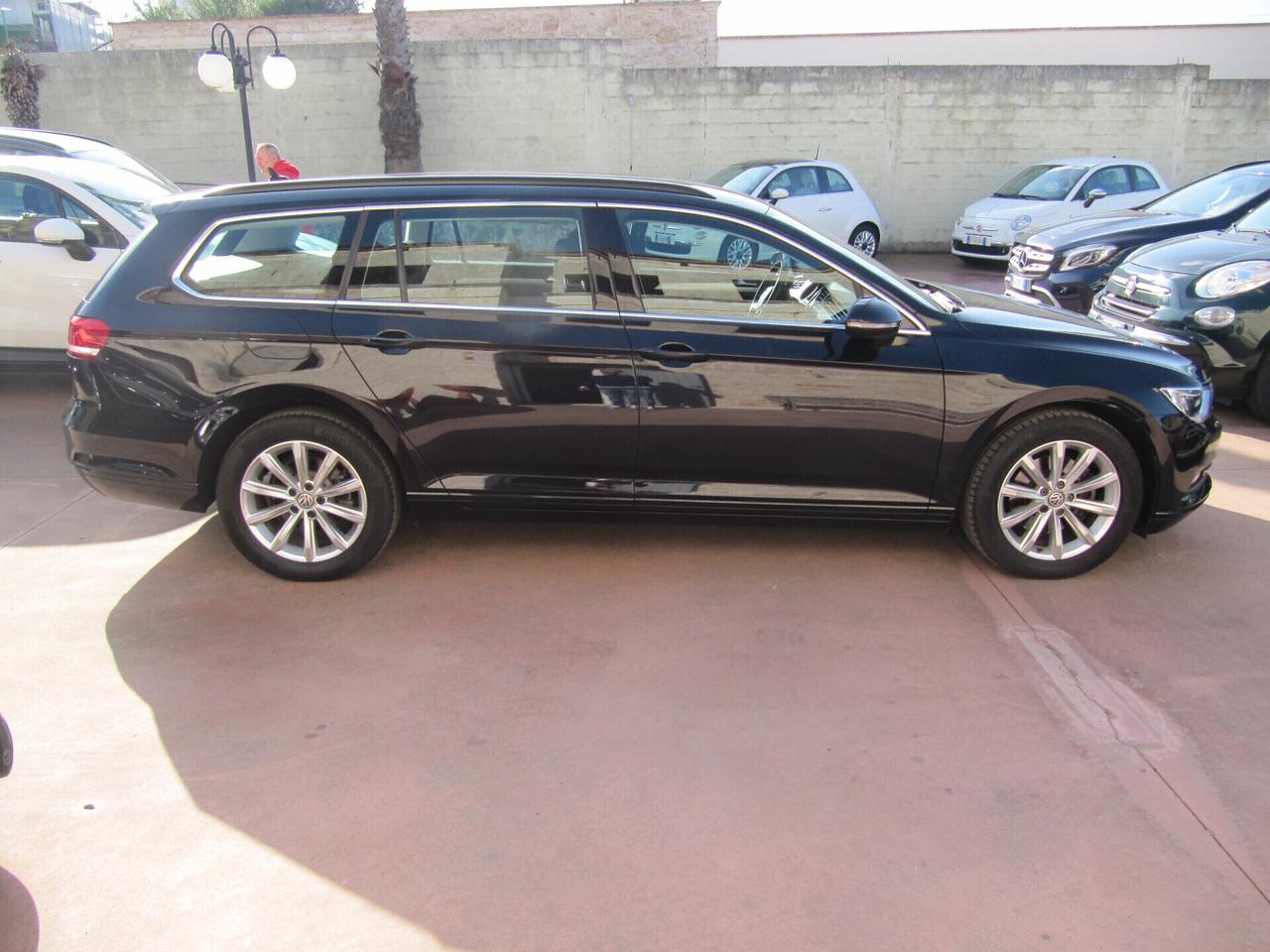 Volkswagen Passat Variant 1.6 TDI SCR DSG Business BMT - automatico