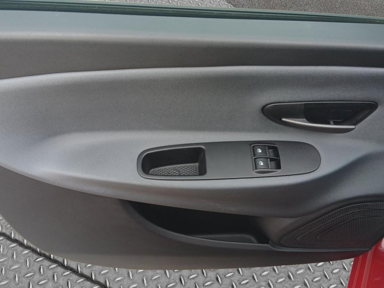 Lancia Ypsilon 5 Porte Ypsilon 1.2 Silver 69cv