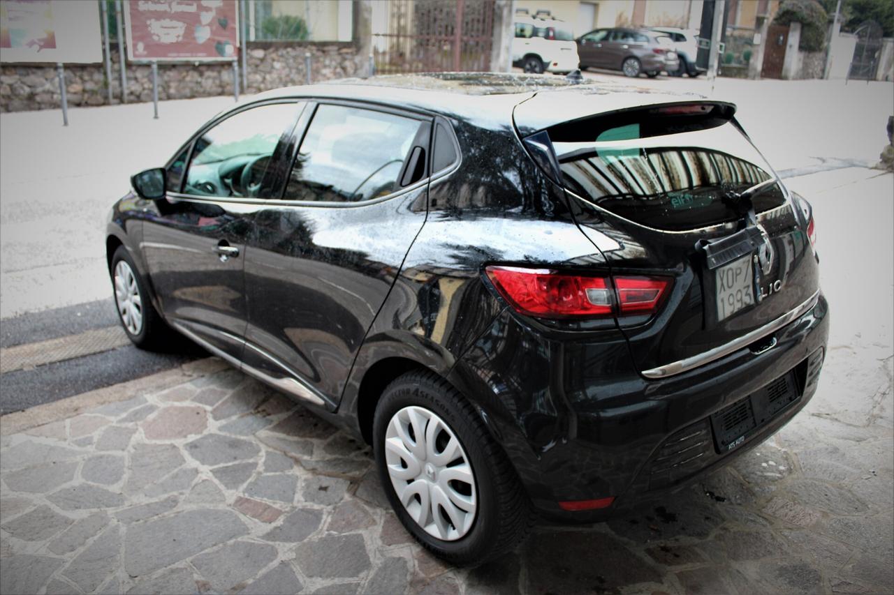 Renault Clio TCe 12V 75 CV 5 porte 44000 km Neopatentati