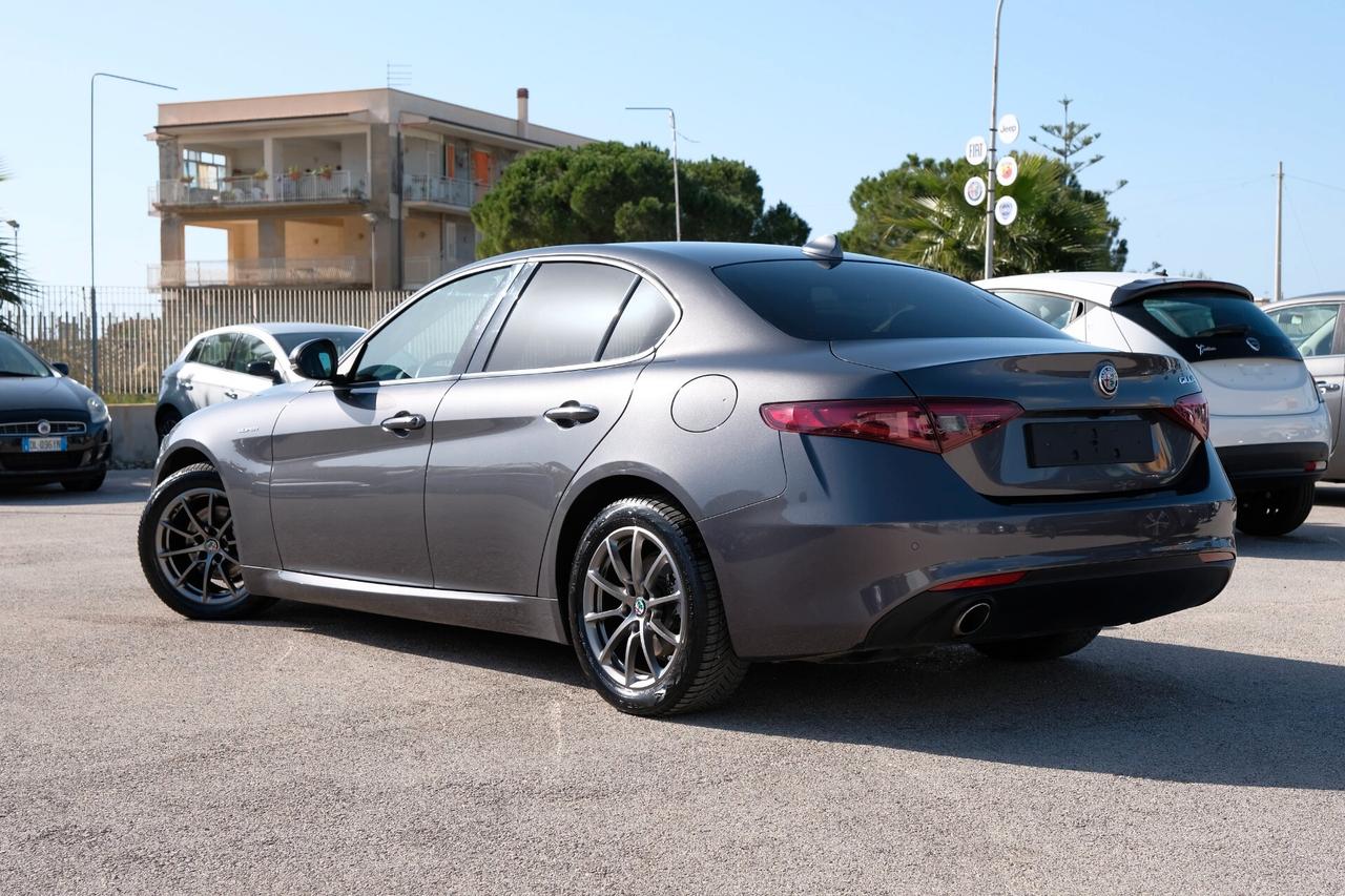 Alfa Romeo Giulia 2.2 Turbodiesel 160 CV AT8 Executive