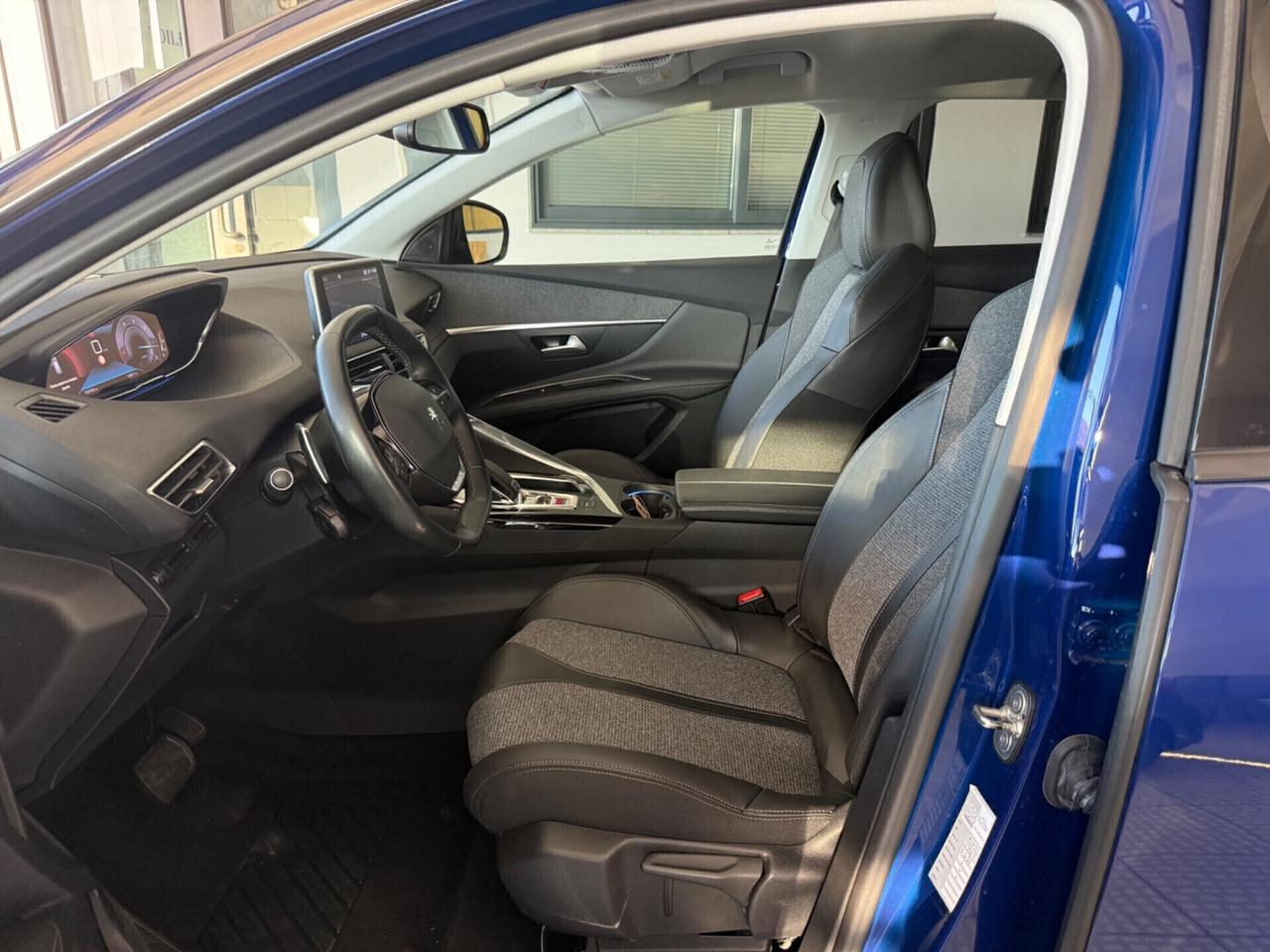 Peugeot 3008 BlueHDi 130 S&S Allure