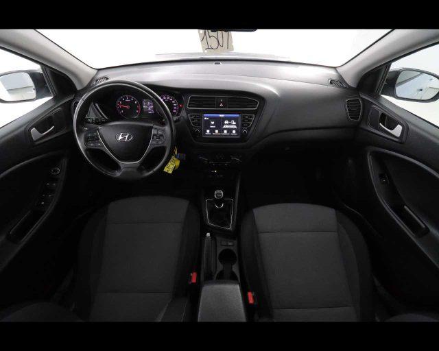 HYUNDAI i20 1.2 5 porte Connectline
