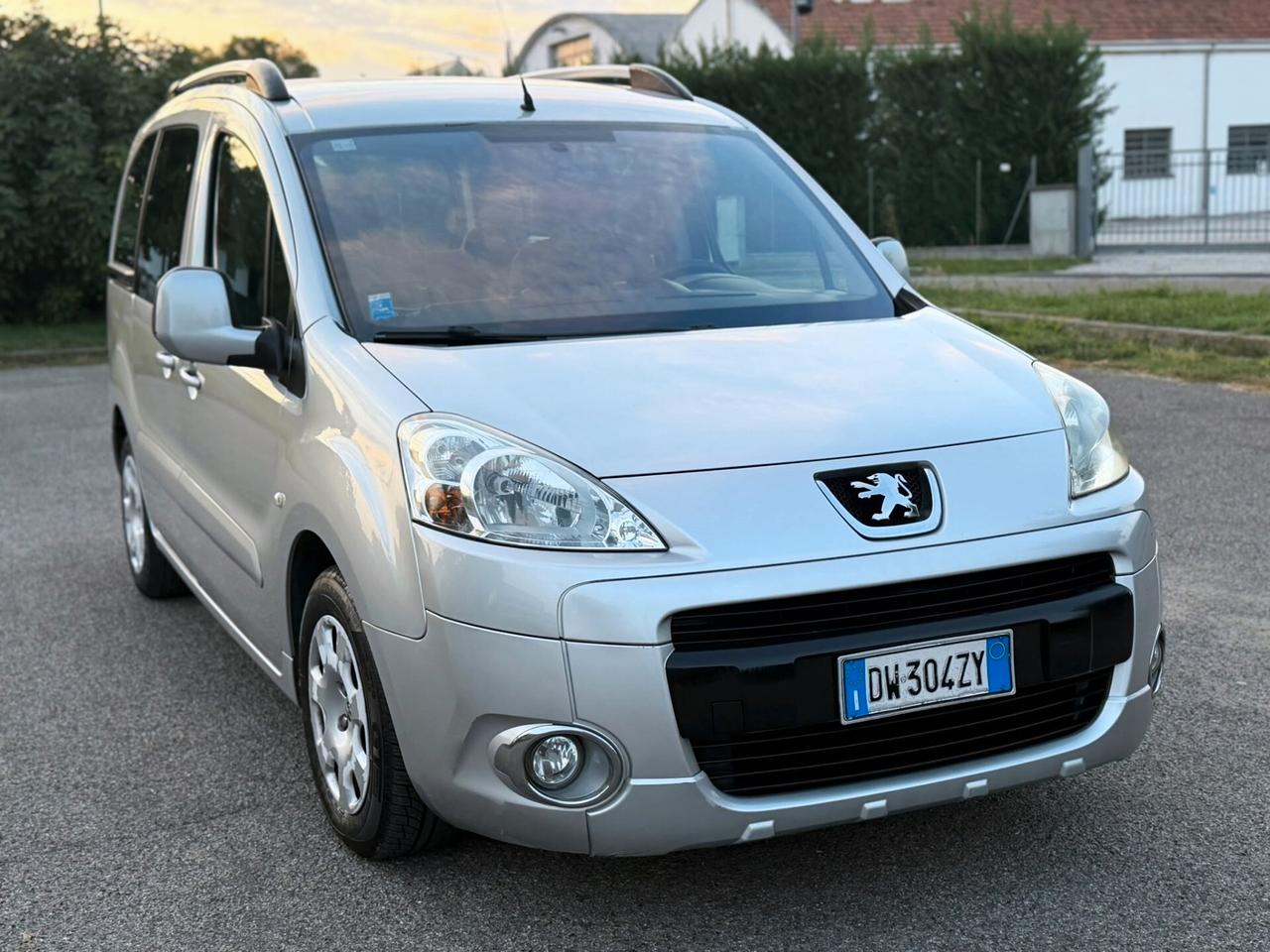 PEUGEOT PARTNER TEPEE 1.6 HDi 90CV FULL SPAZIOSA