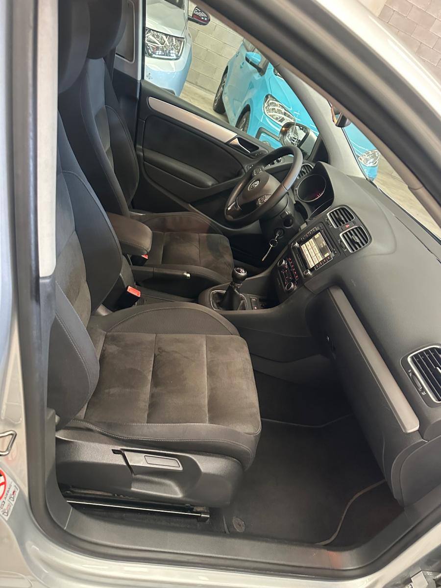 VOLKSWAGEN - Golf - 1.6 TDI DPF 5P. Highline