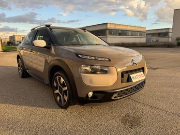 Citroen C4 Cactus PureTech 82 Shine 122000 km