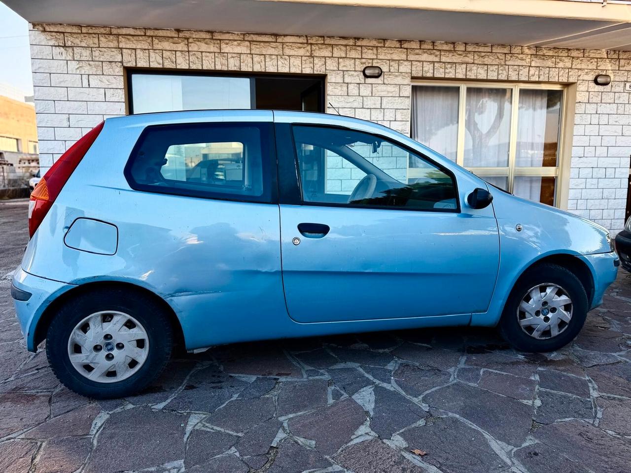 Fiat Punto 1.2i cat 3 porte EL