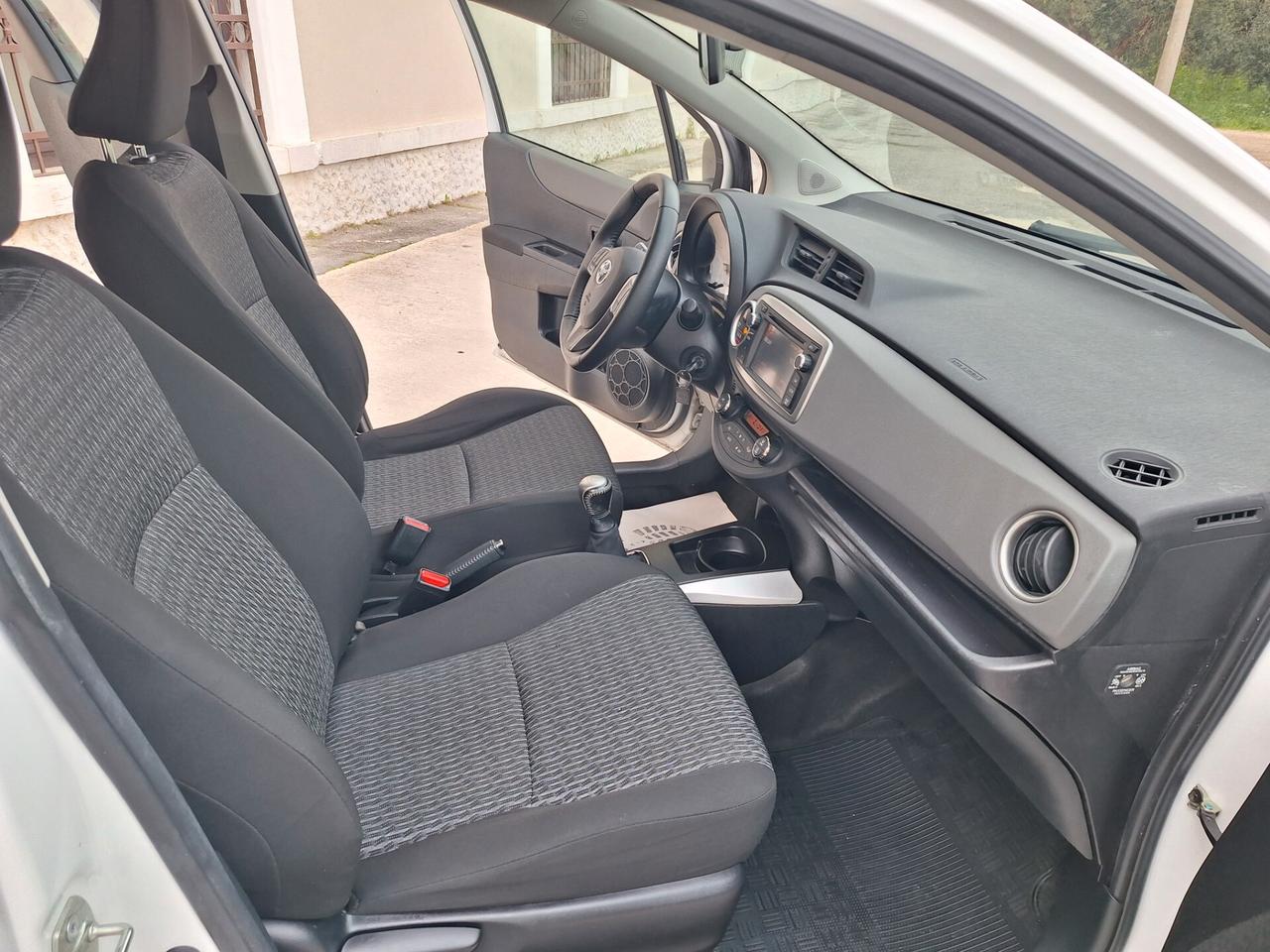 Toyota Yaris 1.0 BENZINA 5 PORTE"PERFETTA" 2013