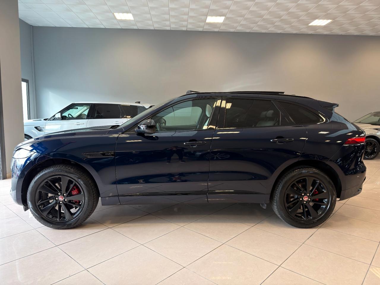 Jaguar F-Pace 2.0 250 CV AWD aut. R-Dynamic Black