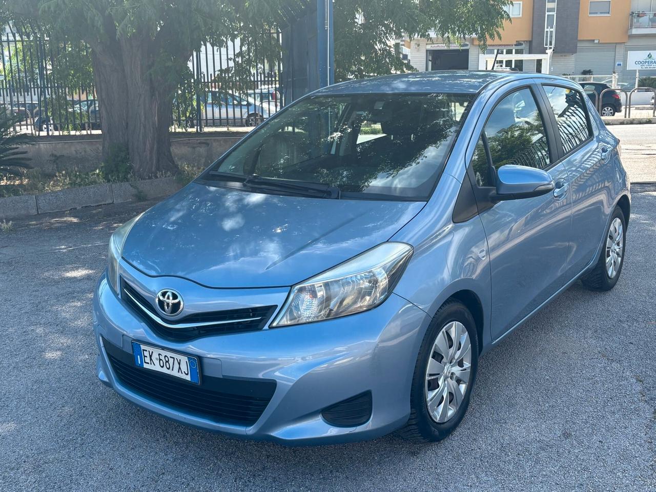 Toyota Yaris 1.4 D-4D 5 porte Lounge