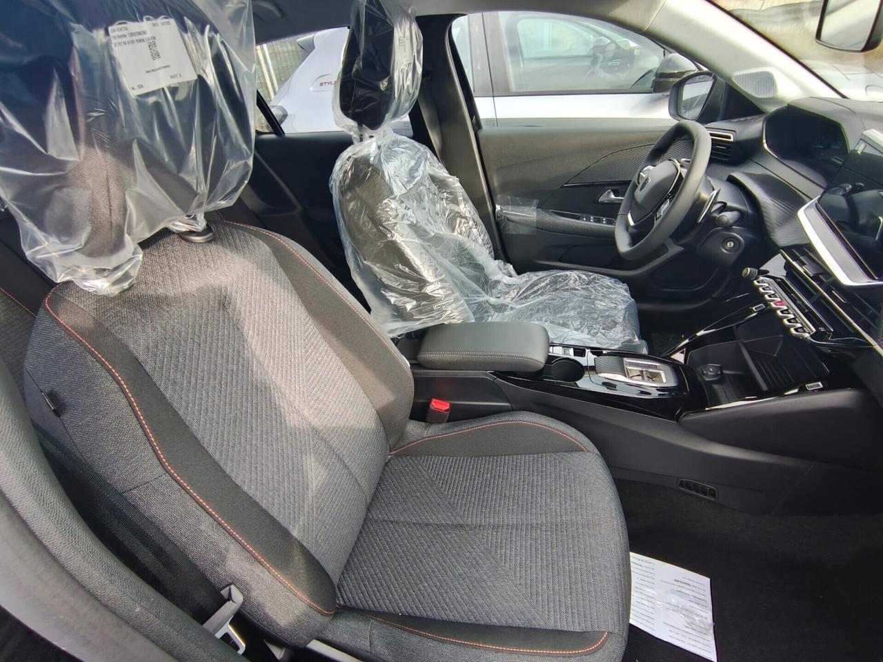 Peugeot 208 Hybrid 100 e-DCS6 BUSINESS