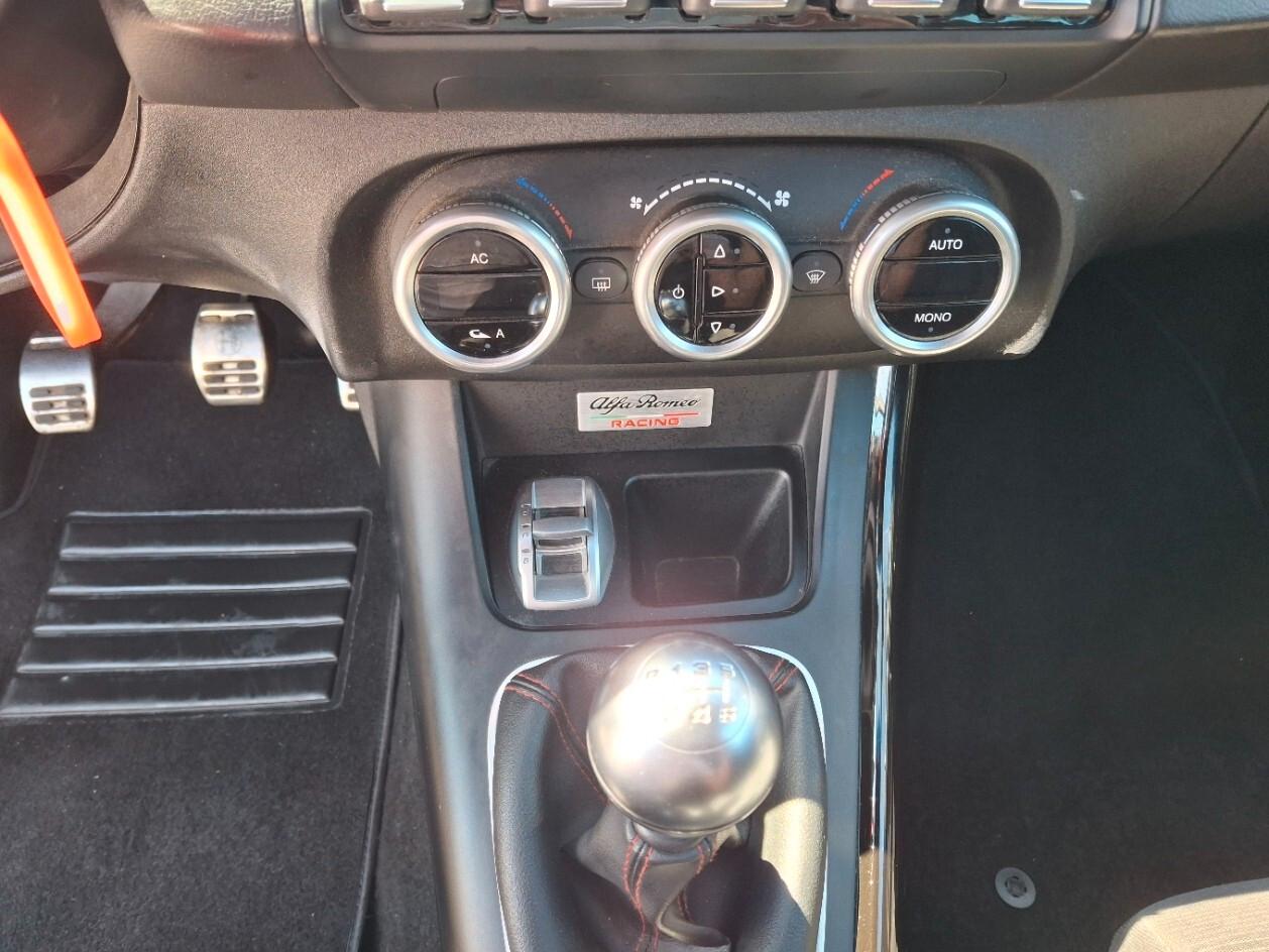 Alfa Romeo Giulietta 1.4 Turbo 120 CV GPL Distinctive