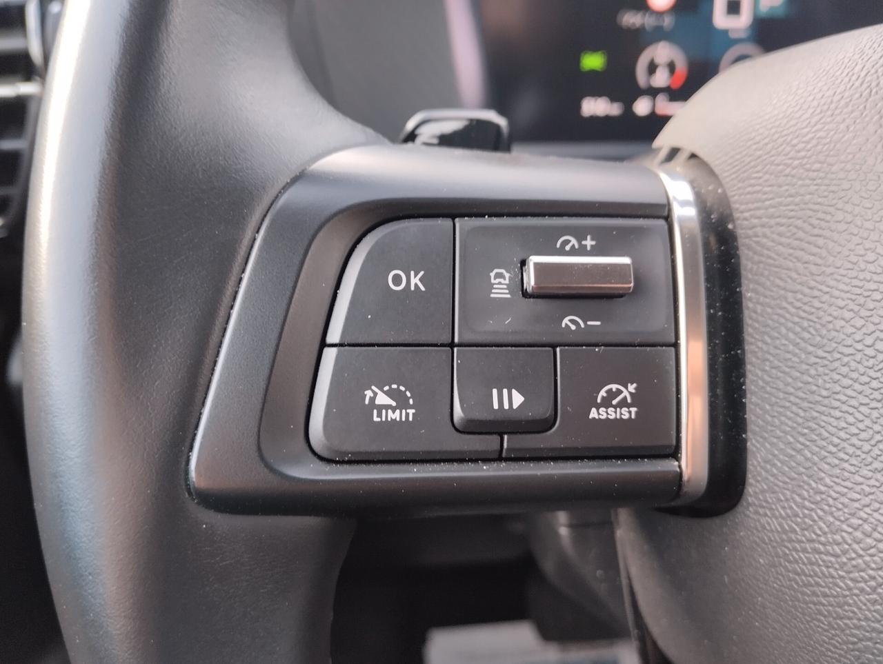 Citroen C4 PureTech 130 S&S EAT8 Shine