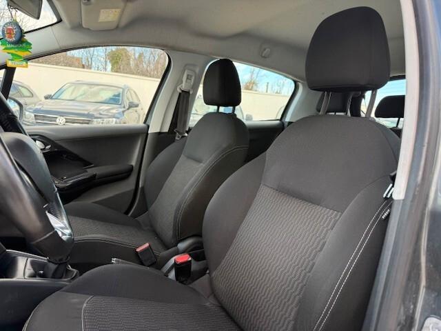 Peugeot 208 PureTech 82 5 porte Allure 2017