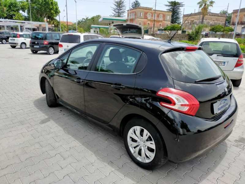 PEUGEOT 208 DIESEL NEOPATENTATI