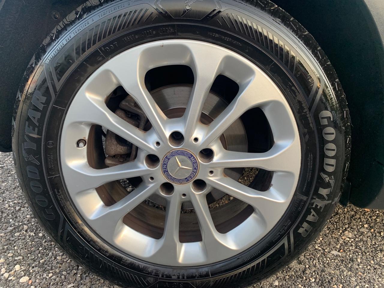 Mercedes GLA 180d Automatic - 2015