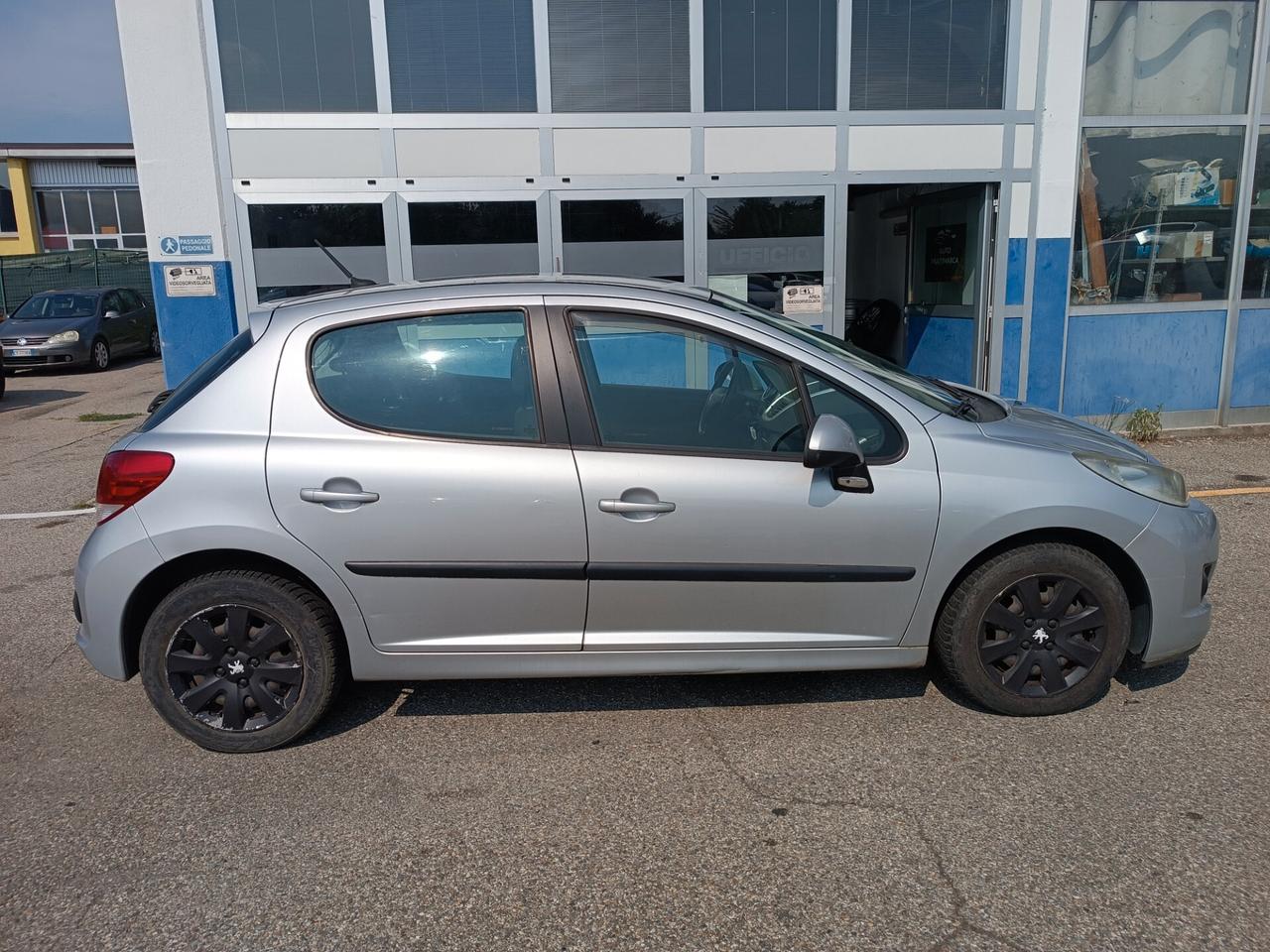 Peugeot 207 1.4 8V 75CV 3p. X Line ECO GPL
