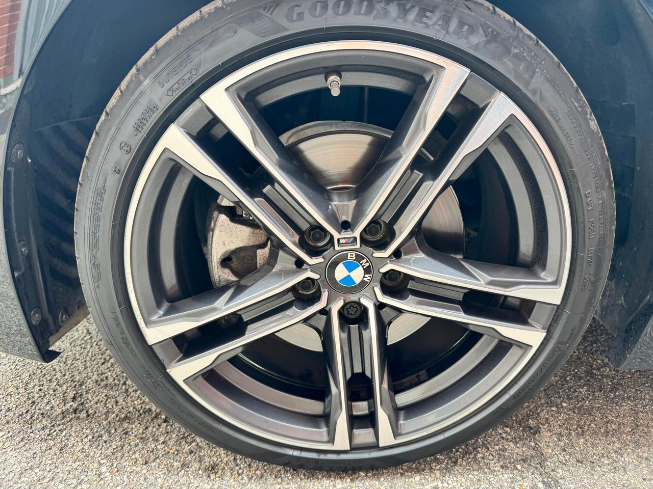 Bmw 116 116d 5p. Msport auto LUCI