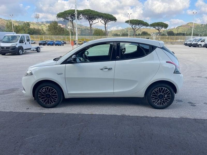 Lancia Ypsilon 1.2 69cv GPL Ecochic Gold