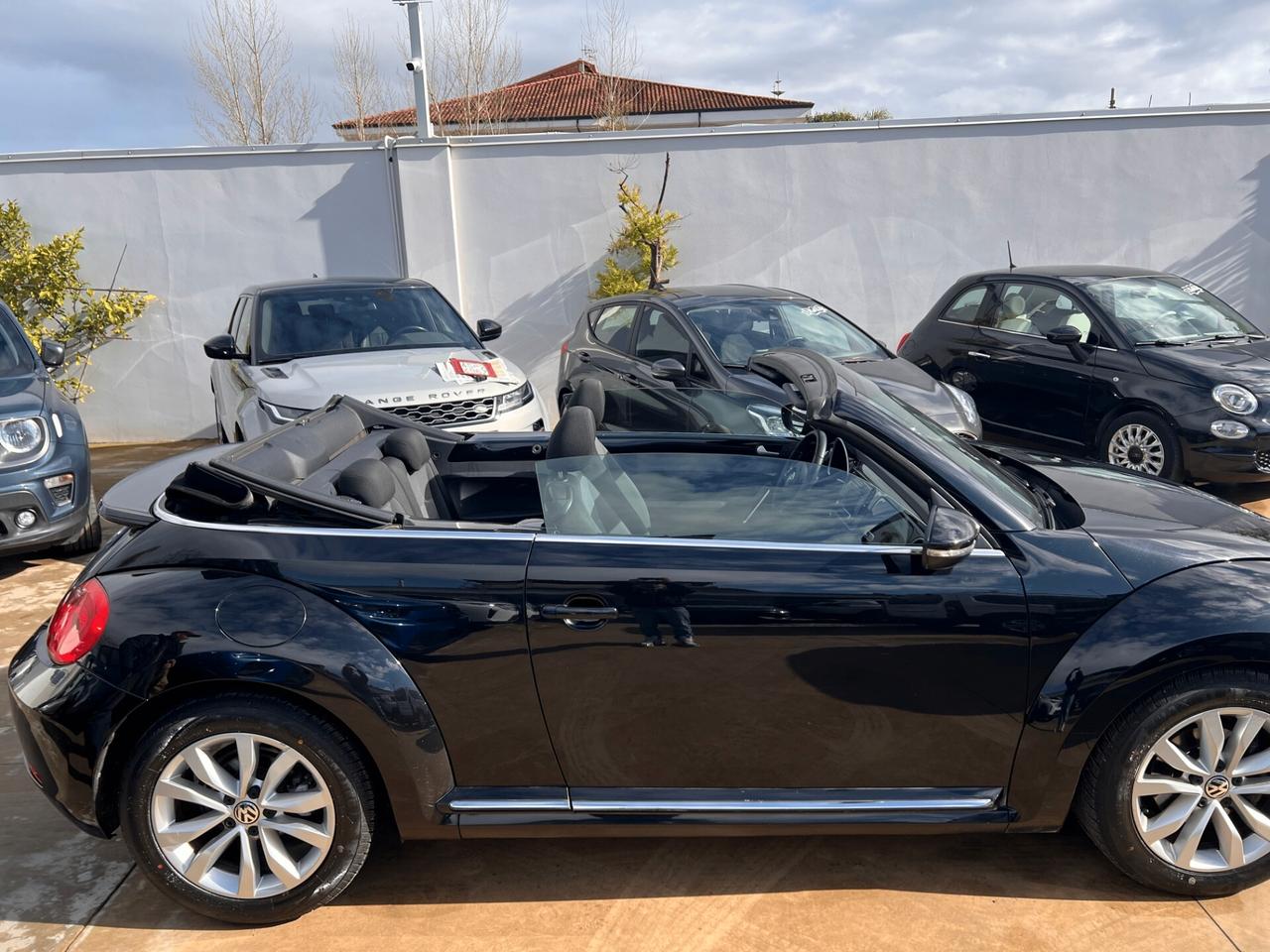 Volkswagen Maggiolino Cabrio 1.6 TDI Design