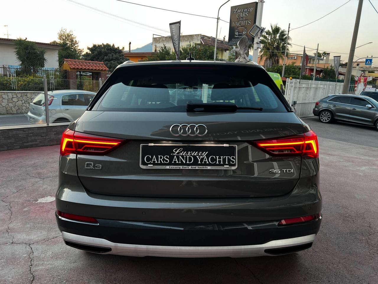 Audi Q3 35 TDI S Tronic -Advanced- NAVI-LED