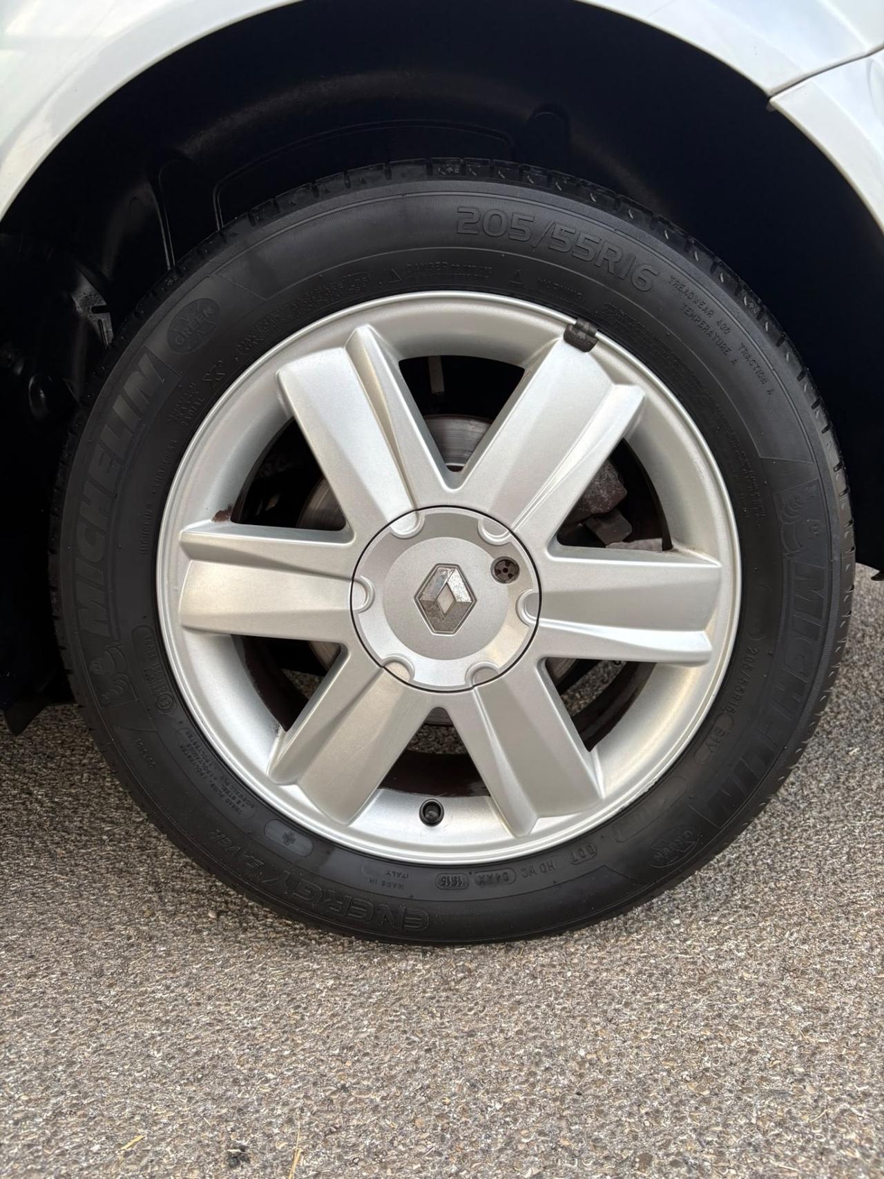 Renault Megane 1600 Sw Dynamique Unipro 2005
