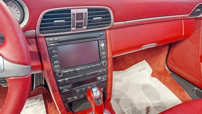 Porsche 911 Carrera 4S Cabriolet