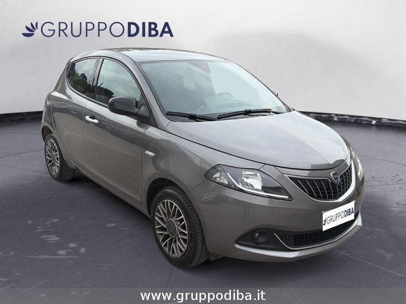 Lancia Ypsilon III 2021 1.0 firefly hybrid Gold Plus s&s 70cv 5p.t