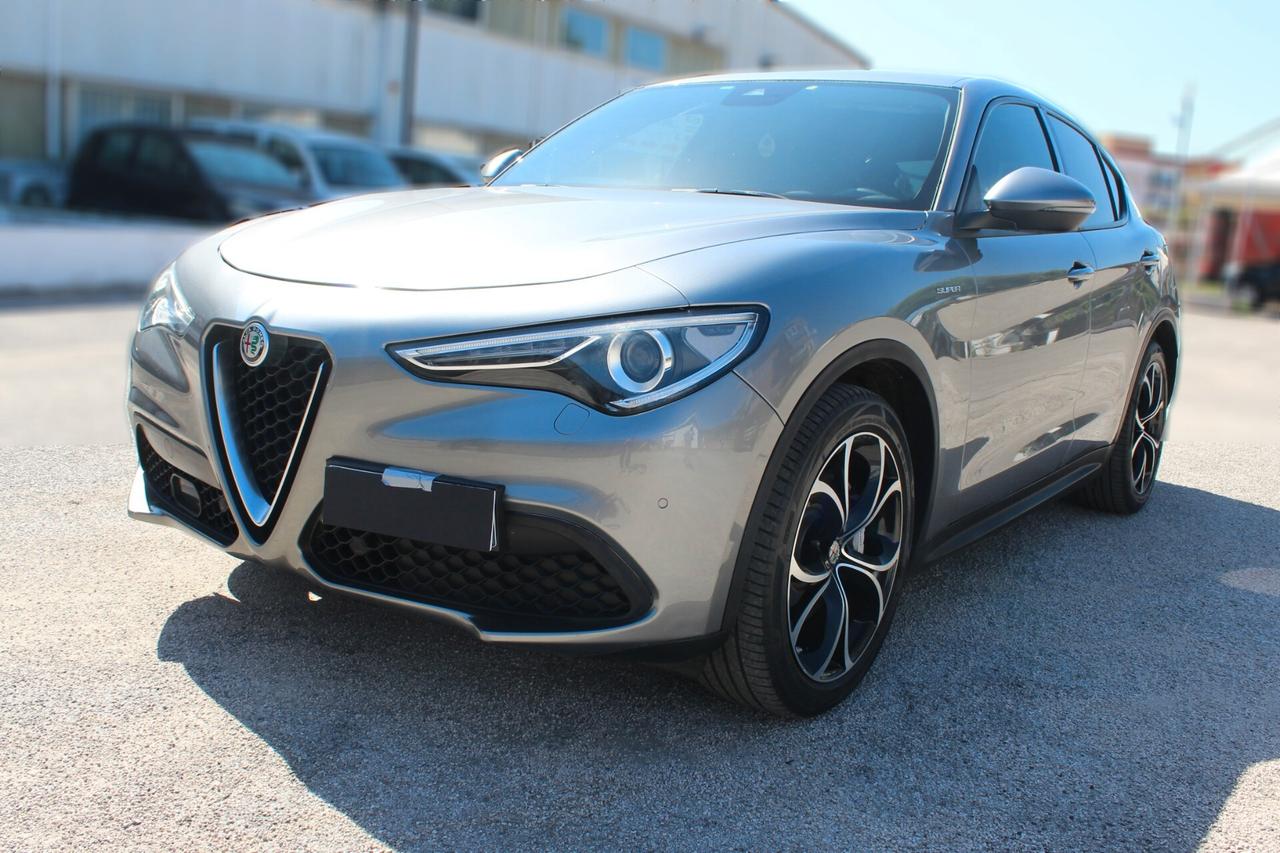 Alfa Romeo Stelvio 2.2 Turbodiesel 160 CV AT8 Super