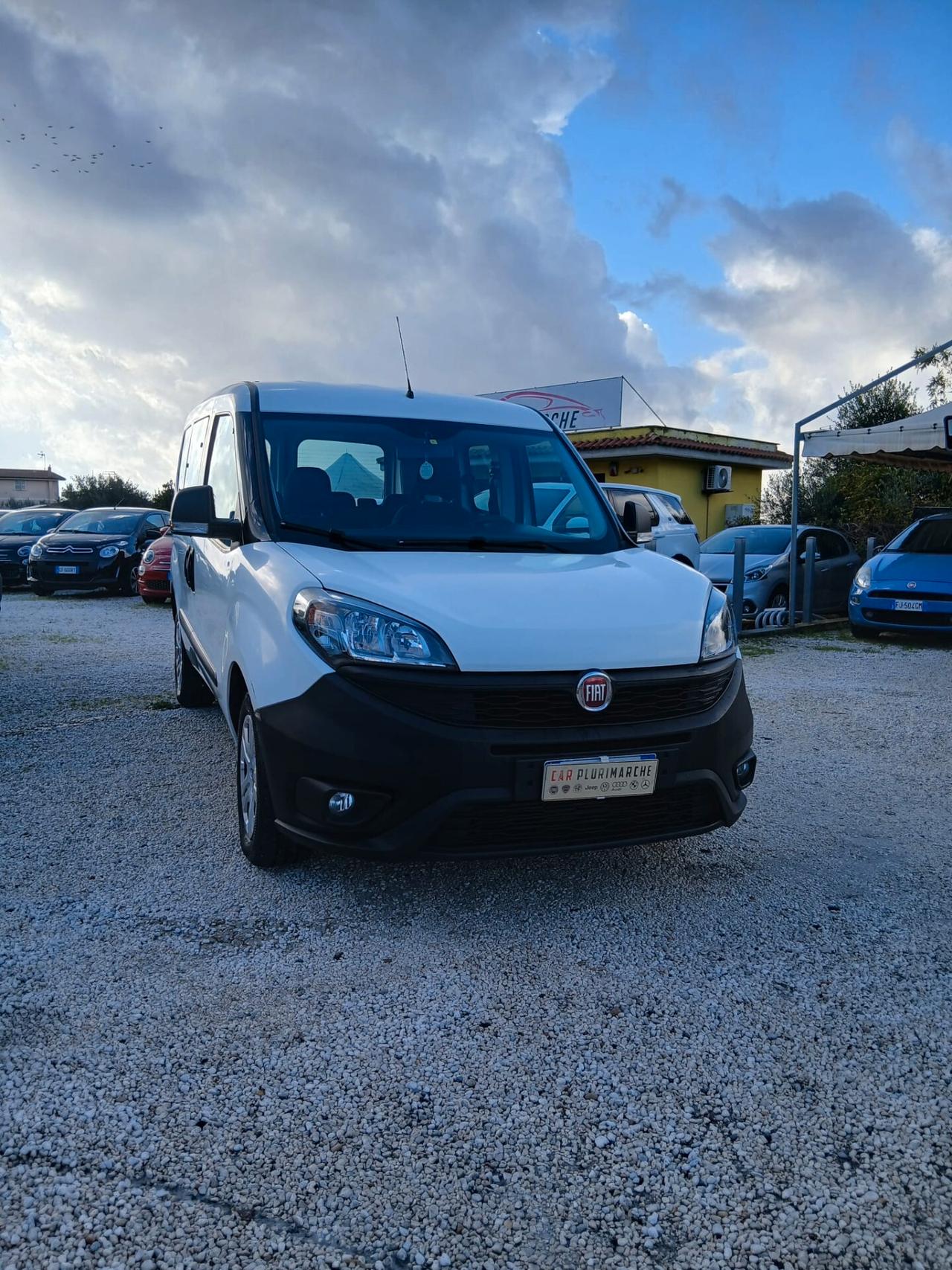 Fiat Doblo 5 posti autocarro 1.3 MJT PC Combi N1 SX
