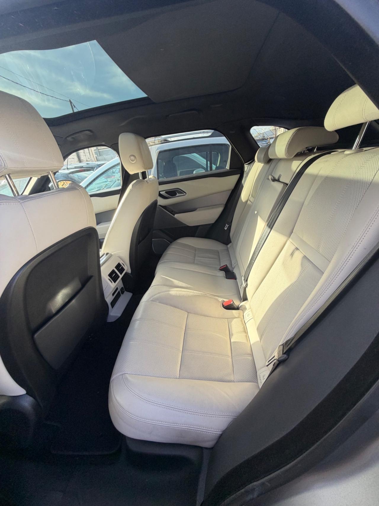 Land Rover Range Velar 2.0D I4 204 CV R-Dynamic HSE