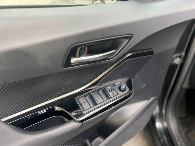 TOYOTA C-HR C-HR 1.8 Hybrid E-CVT Trend