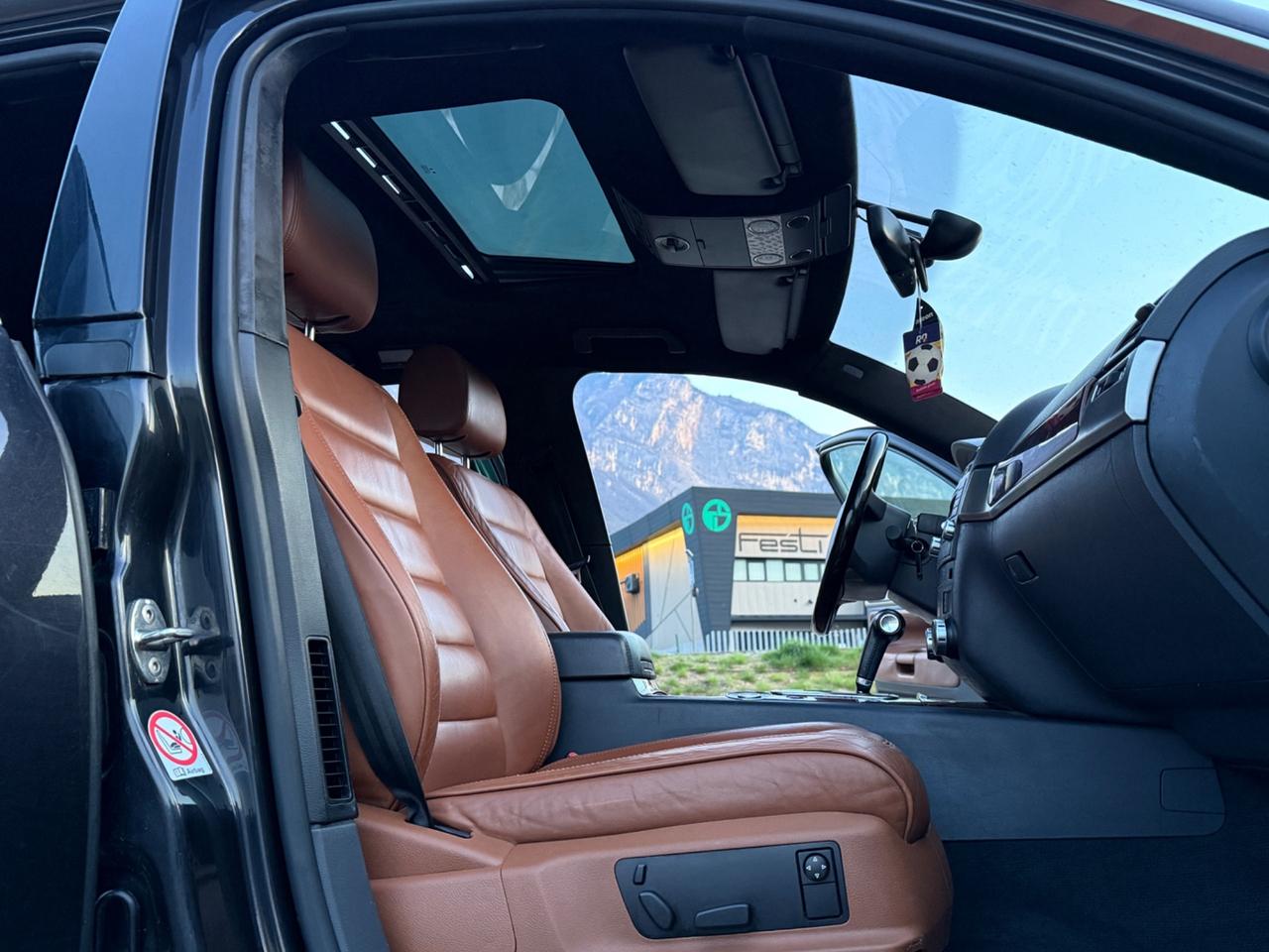 Volkswagen Touareg 5.0 V10 TDI R50 R-Line ASI-STORICA