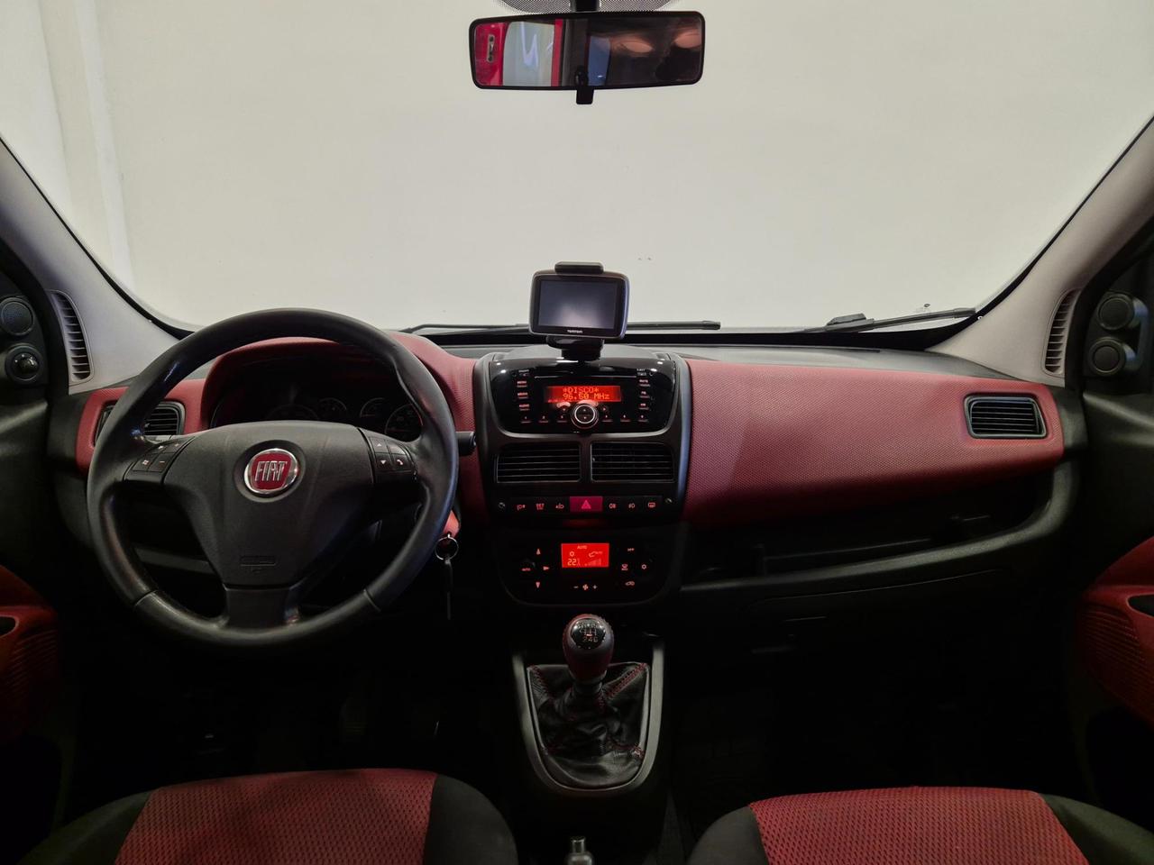 Fiat Doblo 1.6 mjt 16v Dynamic - UNIPROPRIETARIO - NEOPATENTATI - navi - sens. post.