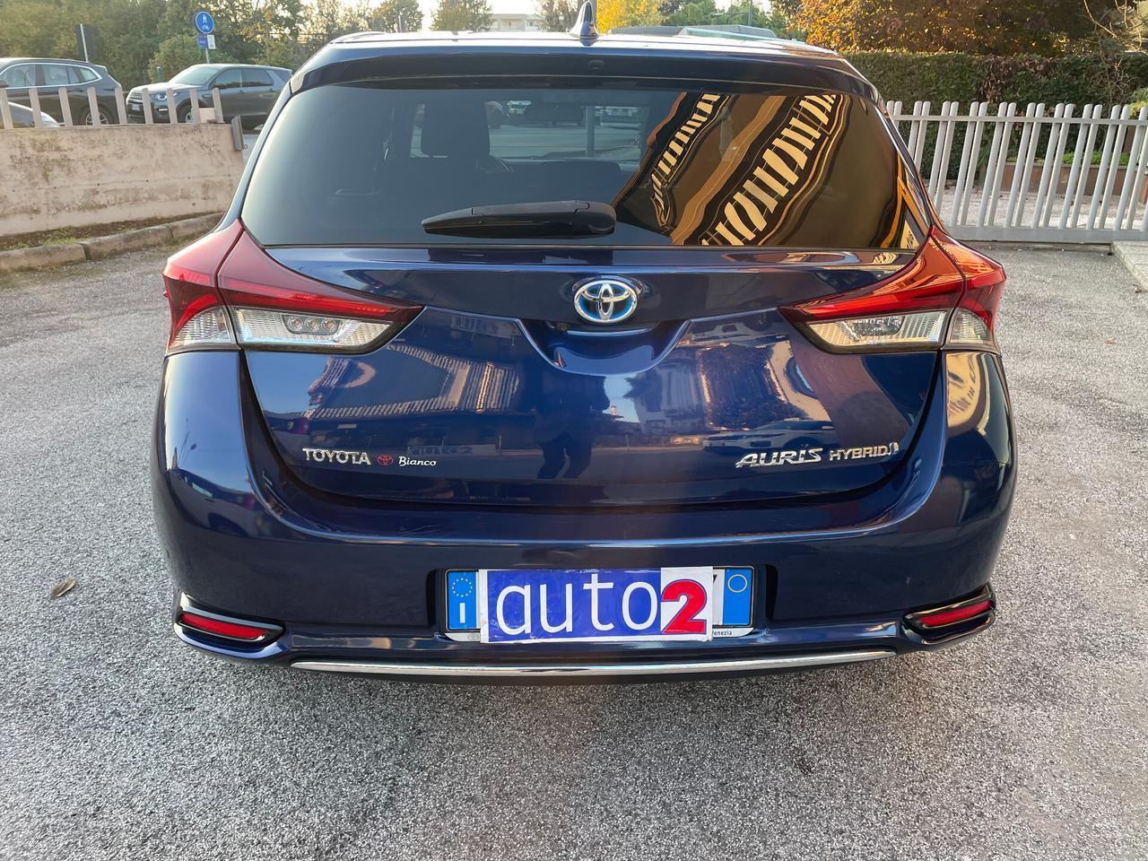 Toyota Auris 1.8 Hybrid Lounge