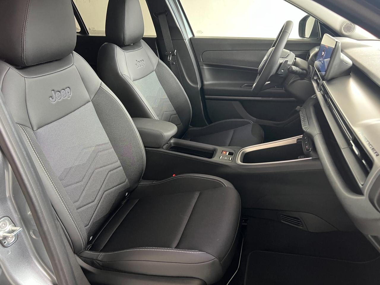 Jeep Avenger 1.2 Turbo 110 CV MHEV Summit Promo Finanziamento