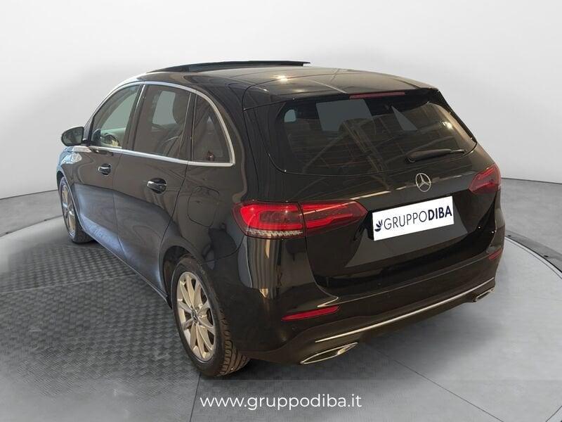 Mercedes-Benz Classe B - W247 2018 Diesel B 180 d Sport Extra auto
