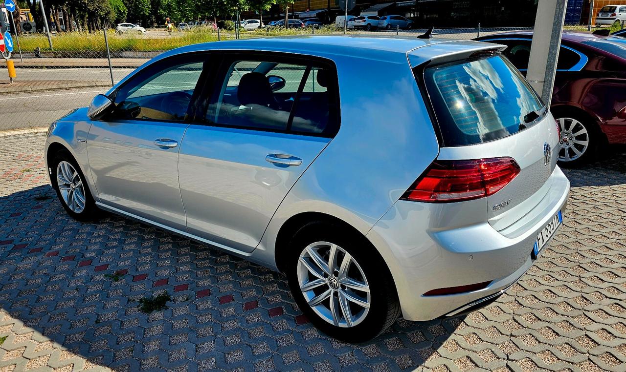 Volkswagen Golf 1.5 TGI 5p. Business BlueMotion Technology