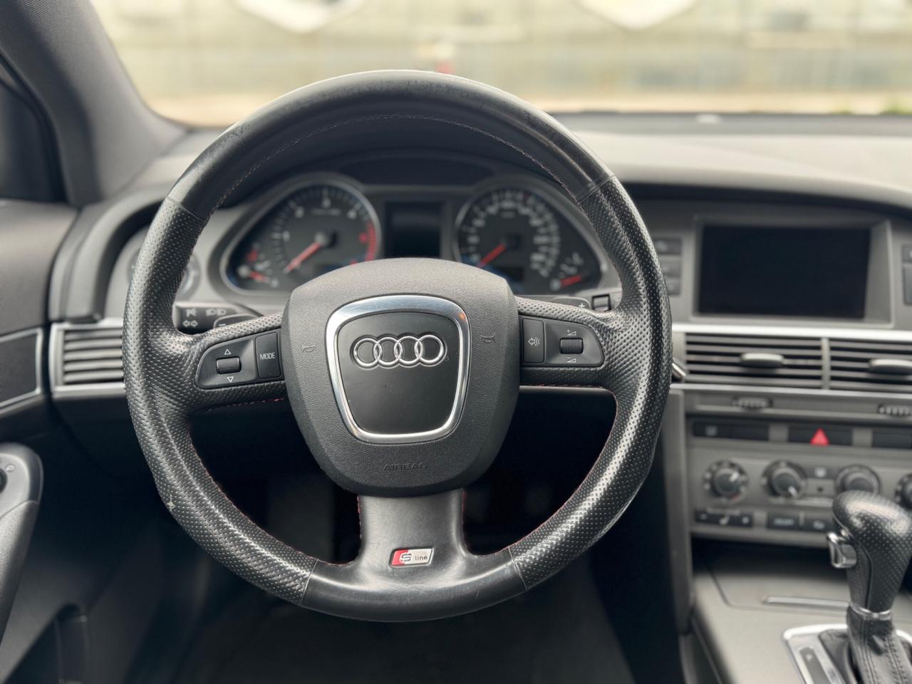 AUDI A6 3.0 TDI S-Line TOTAL BLACK GANCIO DI TRAINO