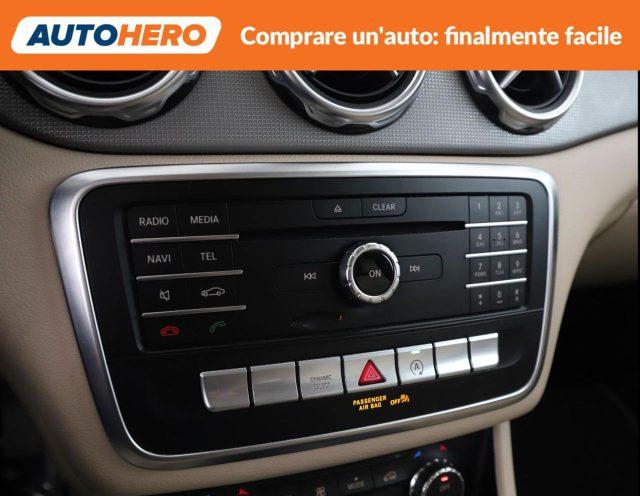 MERCEDES-BENZ GLA 200 d Automatic Sport