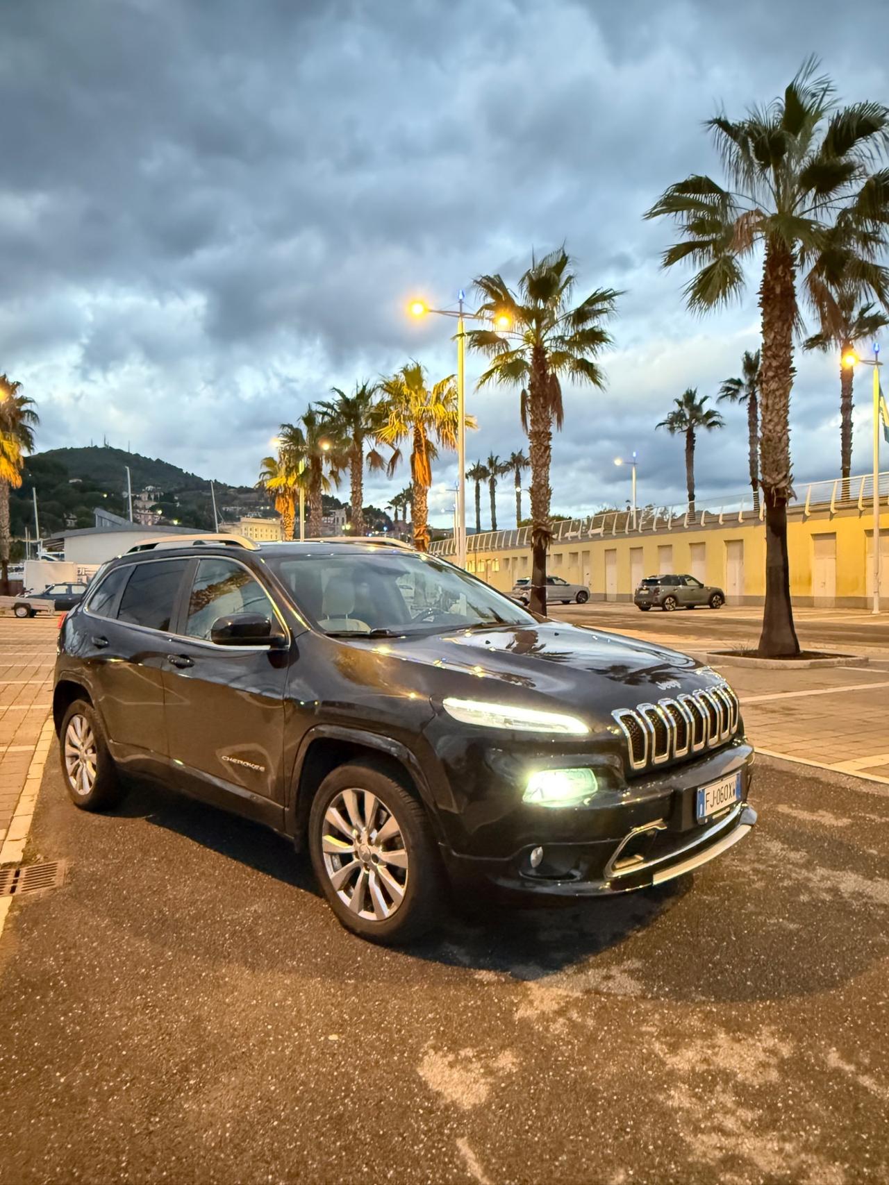 Jeep Cherokee 2.2 Mjt II 4WD Active Drive I Overland