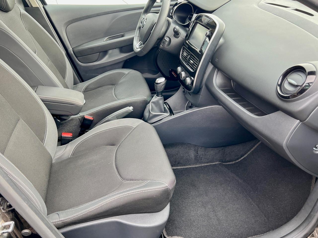 Renault Clio 1.2 75CV 5 porte Zen