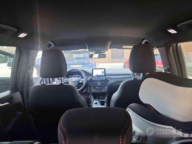 FORD Kuga 2.5 Full Hybrid 190 CV CVT 2WD ST-Line